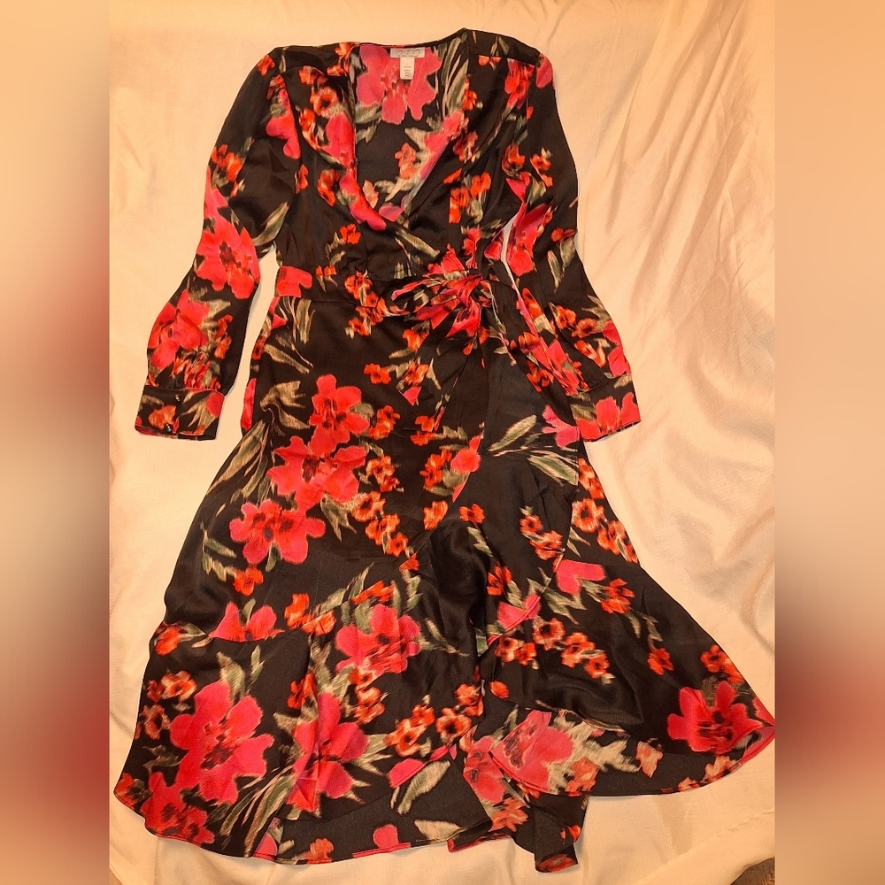 Sofia by Sofia Vergara Black and Red Floral Long Sleeve Dress